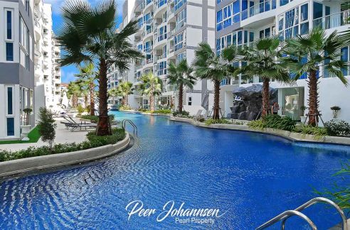 Grand Avenue Pool07